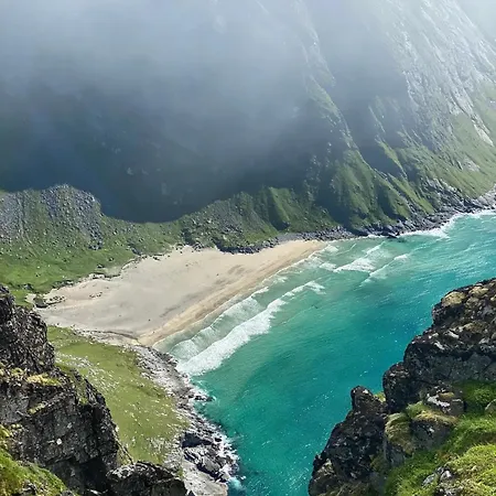 Minkfarmen, Spacious Seaside With Scenic View 別荘 *