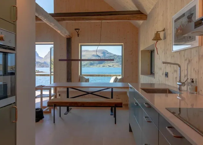 Minkfarmen, Spacious Seaside With Scenic View *