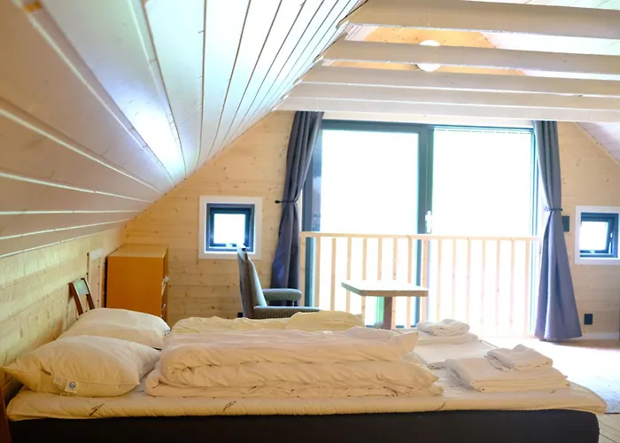 Minkfarmen, Spacious Seaside With Scenic View Ramberg