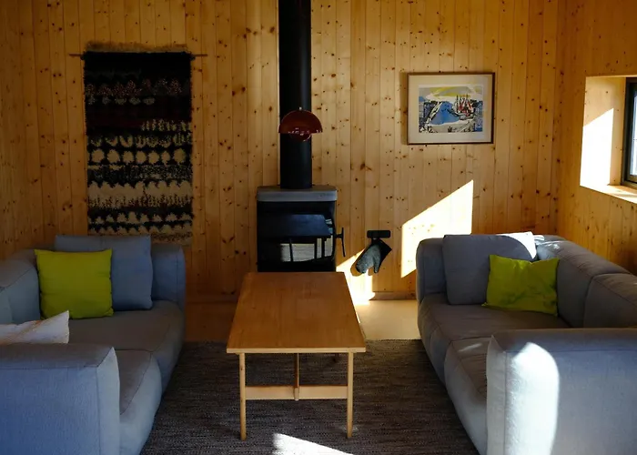 Minkfarmen, Spacious Seaside With Scenic View * Ramberg