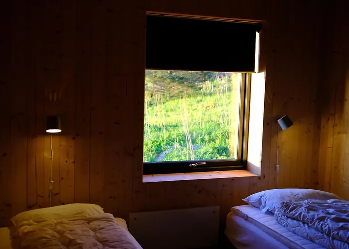 Minkfarmen, Spacious Seaside With Scenic View Casa de Férias Ramberg