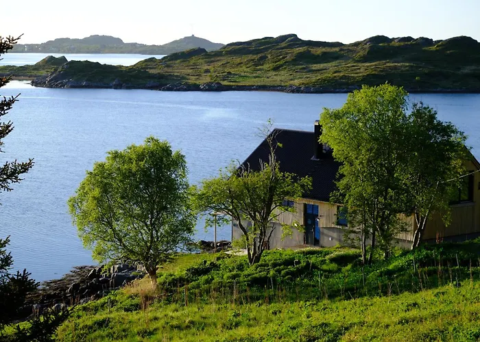 Ferienhaus Minkfarmen, Spacious Seaside With Scenic View Ramberg