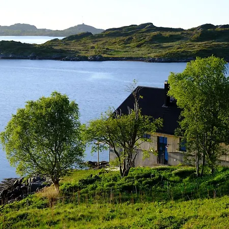 Ferienhaus Minkfarmen, Spacious Seaside With Scenic View Ramberg
